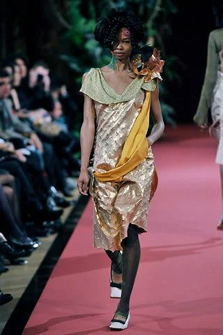 Look 15